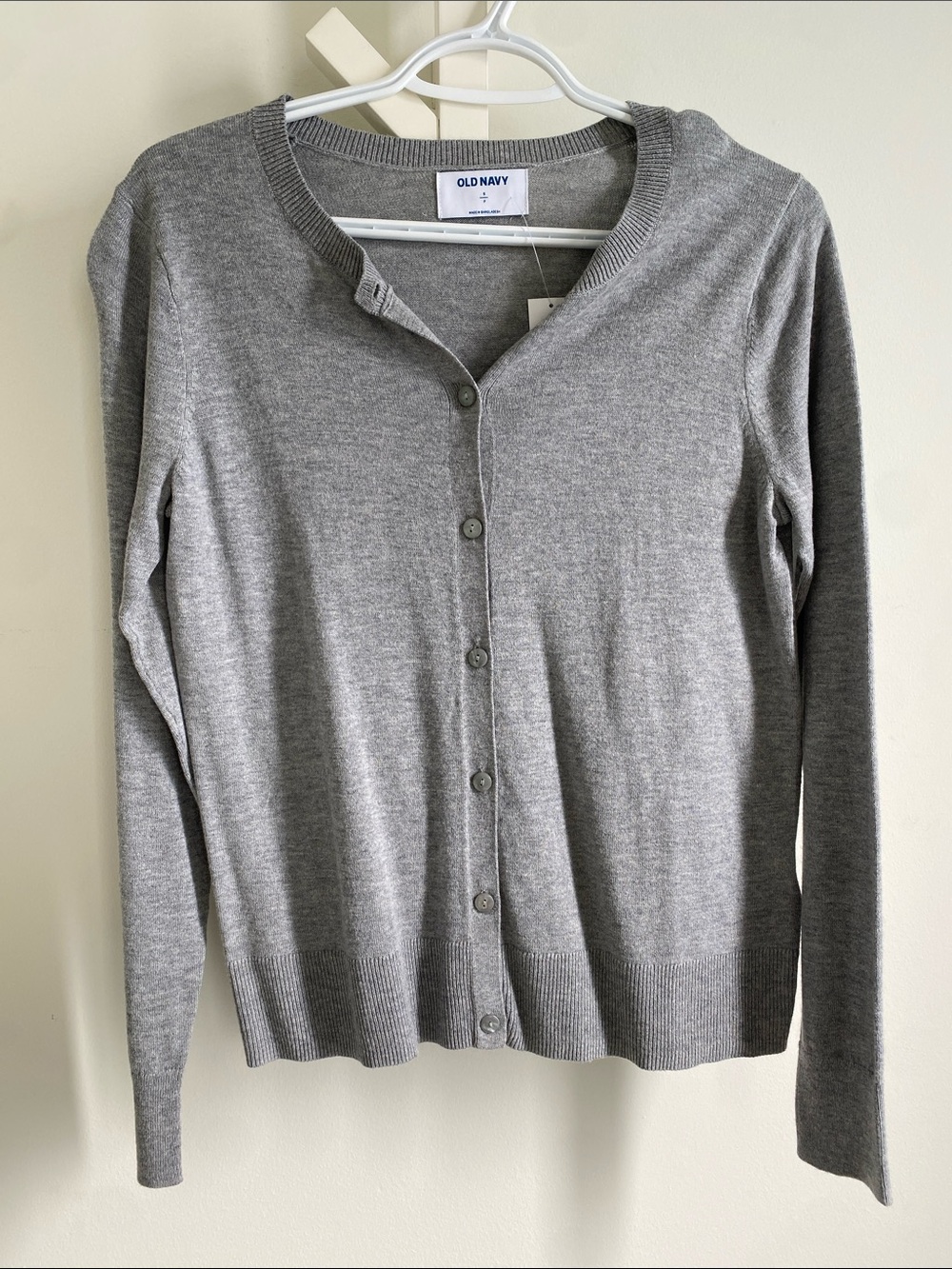 Old Navy Gray Crewneck Button-Up Cardigan Sweater BNWT